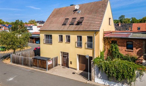 7-room house with large garage in the center of Sömmerda