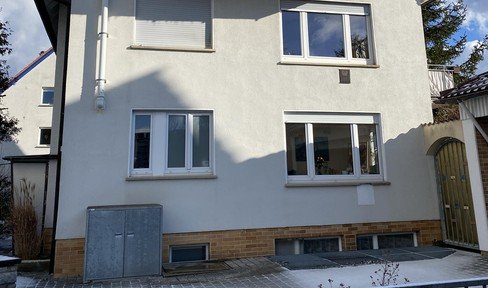 Helle 2,5-Zimmer Dachgeschosswohnung mit Balkon in S-Vaihingen
