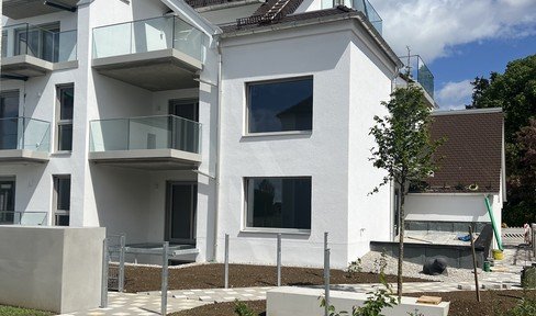 SOFORT BEZUGSFERTIG - Neubau Dachgeschoss-Maisonette-Wohnung mit 2 Dachterrassen in Planegg