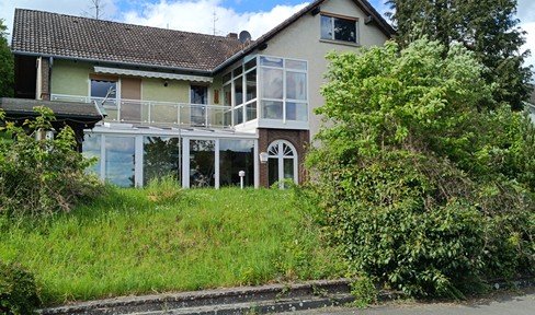 Detached house with magnificent views over the Fulda valley