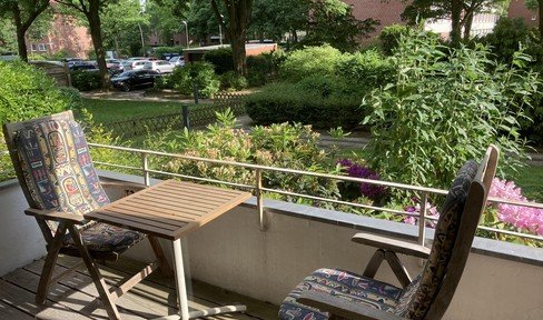 58sqm, Lokstedt, quiet, central, renovated, modern, surrounded by greenery.