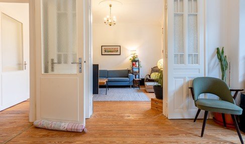 PRIVATE SALE of a charming 3-room apartment with balcony