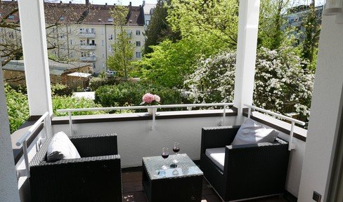 Schwabing highlight: 2 room apartment with balcony