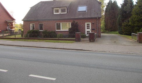 House with property directly on the Luhe