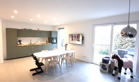Ideal für junge Familie - neuwertige Wohnung mit 4 Zimmern und großem Balkon im Osten von Leipzig