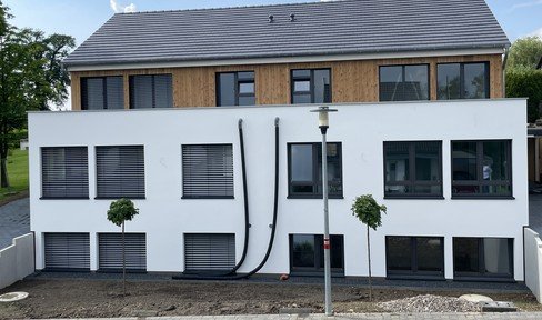 Hennef, Neubau-Erstbezug: Höchster Wohnkomfort in naturnaher Lage