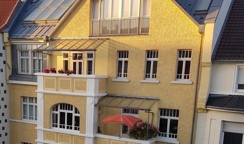 Schöner wohnen in FFM Hoechst/Unterliederbach in stilvoll saniertem Gründerzeithaus