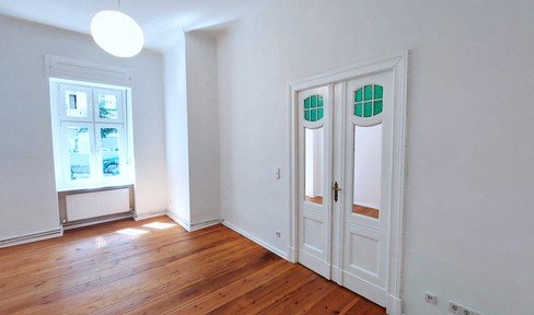 Available 3-room apartment in Körnerkiez Neukölln / Beautiful 3-room flat in Körnerkiez Neukölln!