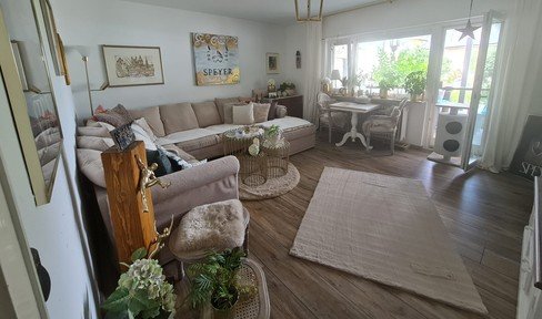 Beautiful first floor apartment with 30 m² terrace and 60 m² private garden in a small unit