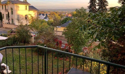 TOP LOCATION Radebeul-West: 2-room apartment with a view of the Elbe valley