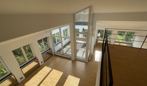 Sun-drenched gallery apartment with terrace - Bogenhausen/Oberföhring