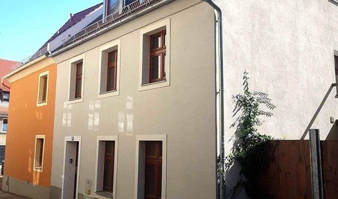 renovated old town house, 145 m² with terrace and balcony and parking space in Nikolaivorstadt Görlitz