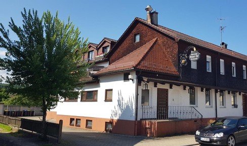 3-Zimmer Wohnung, kernsaniert, hochwertig in Langensteinbach zu vermieten