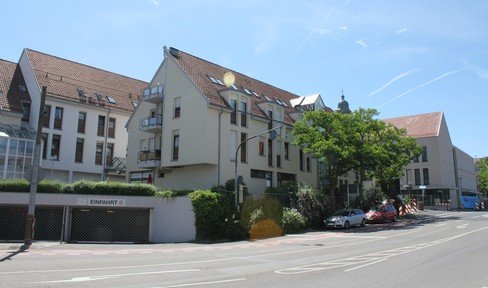 Investitionsobjekt - 2 Wohnungen inkl. 5 TG-Stellplätze in Nürtingen