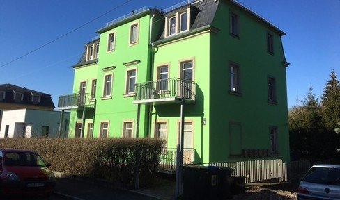 san. AB 4-room-apartment, guest bath/quiet and green with garden in DD-Coschütz, EBK possible.
