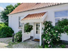 Kreis Sønderborg: Landhaus,  gr. Garten, 1-2 Familien, Seminarhaus, z.Zt. gut laufendes B&B