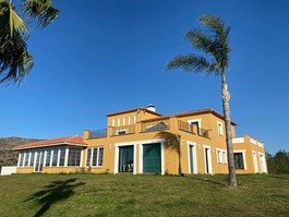 Exklusives Haus in Top Lage Denia-Pedreguer - Partida Albardanera 8107 m2 Grundstück