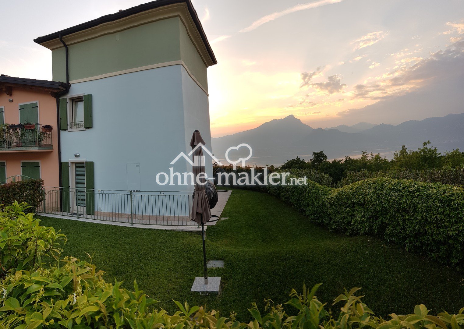 GARDASEE - neuwertiges Traumhaus in Albisano/Torri del Benaco ab August 2024 zu verkaufen